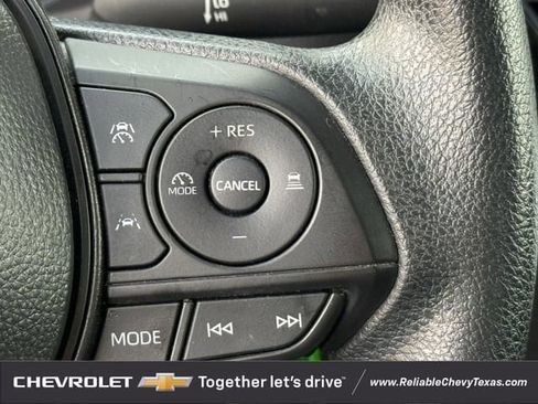Used 2025 Toyota Corolla LE FWD image 15
