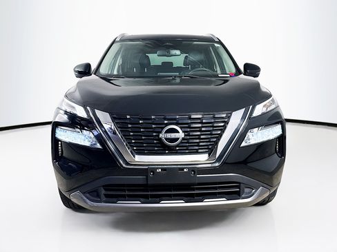 Used 2023 Nissan Rogue SL AWD/4WD image 3