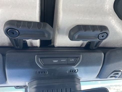 Used 2020 Jeep Gladiator Mojave image 29