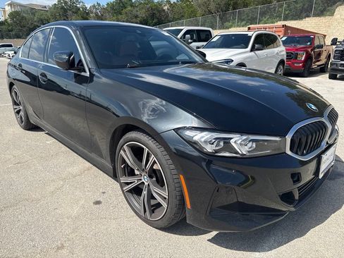 Used 2024 BMW 330i Sedan w/ Convenience Package RWD image 3