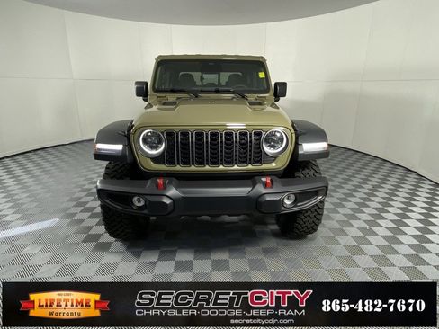 New 2026 Jeep Gladiator Rubicon image 2