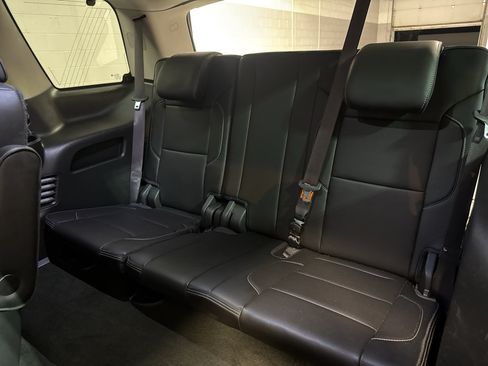 Used 2016 GMC Yukon Denali w/ Open Road Package AWD/4WD image 31
