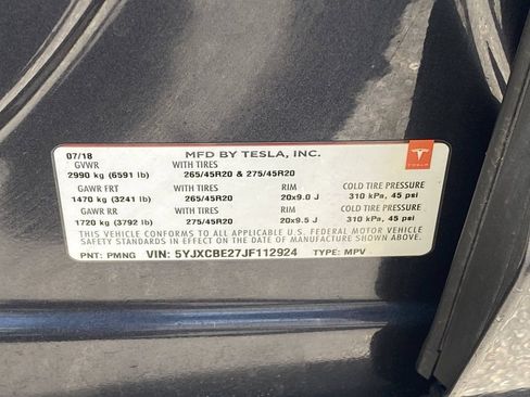 Used 2018 Tesla Model X 75D AWD/4WD image 32