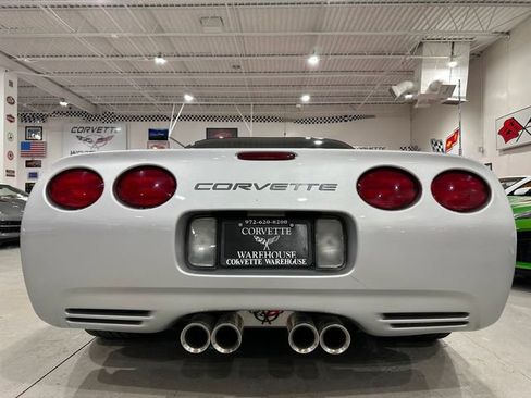 Used 2002 Chevrolet Corvette Z06 w/ Memory Pkg RWD image 18