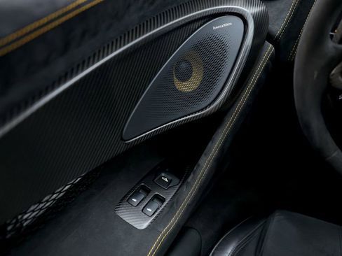 Used 2020 McLaren 600LT Spider image 19