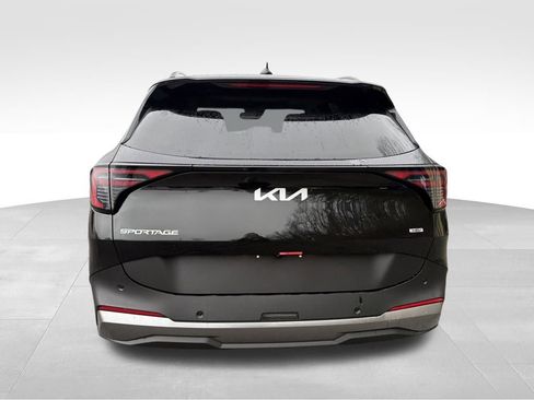New 2026 Kia Sportage EX w/ EX Panoramic Sunroof Package image 5