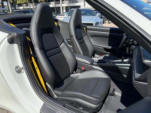 Used 2023 Porsche 911 Carrera image 49