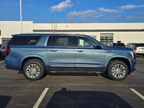 New 2026 GMC Yukon XL Denali w/ Advanced Technology Package image 10