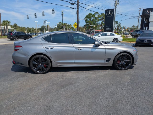 Used 2022 Genesis G70 3.3T RWD image 4