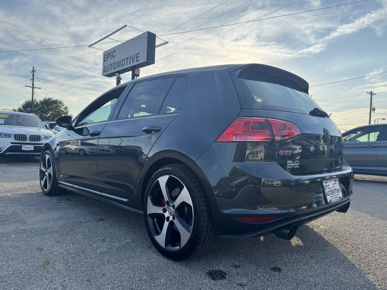Used 2017 Volkswagen GTI Autobahn FWD image 7