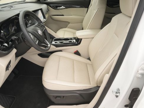 Used 2023 Buick Envision Essence image 9