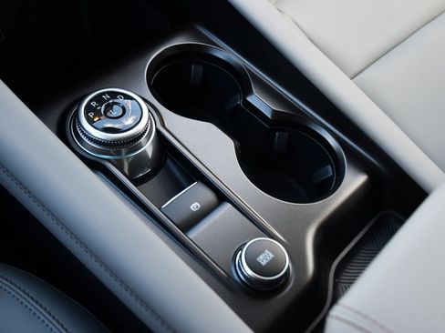 New 2026 Ford Explorer Active w/ Active Comfort Package image 32