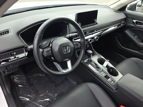 Used 2023 Honda Civic EX-L image 9