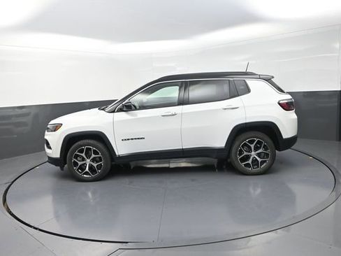 Used 2024 Jeep Compass Limited AWD/4WD image 51