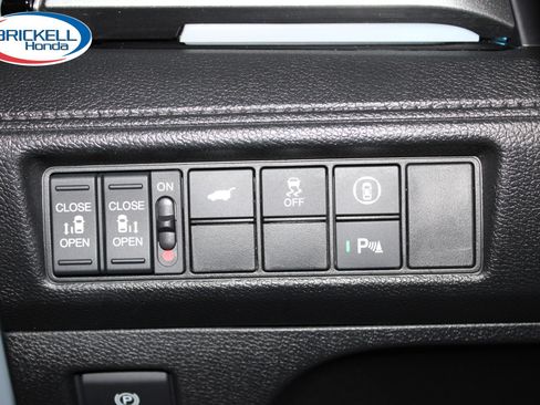 Certified 2024 Honda Odyssey Touring image 28