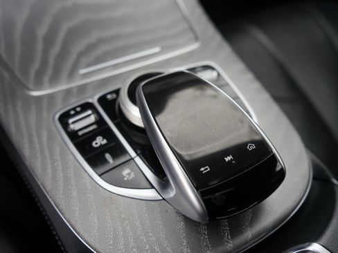 Used 2019 Mercedes-Benz CLS 53 AMG 4MATIC w/ Driver Assistance Package image 22