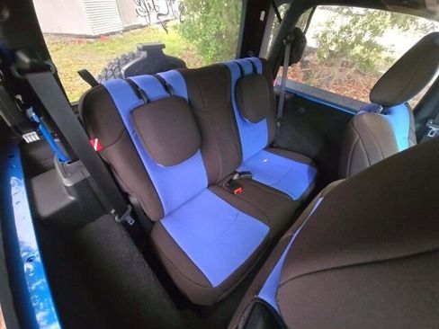 Used 2021 Jeep Wrangler Sport AWD/4WD image 6