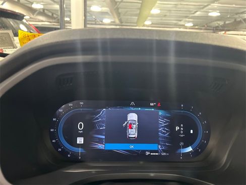 Certified 2025 Volvo XC60 B5 Plus image 14