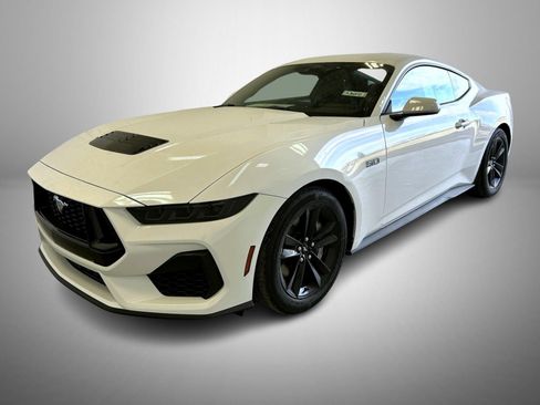 New 2026 Ford Mustang GT image 1