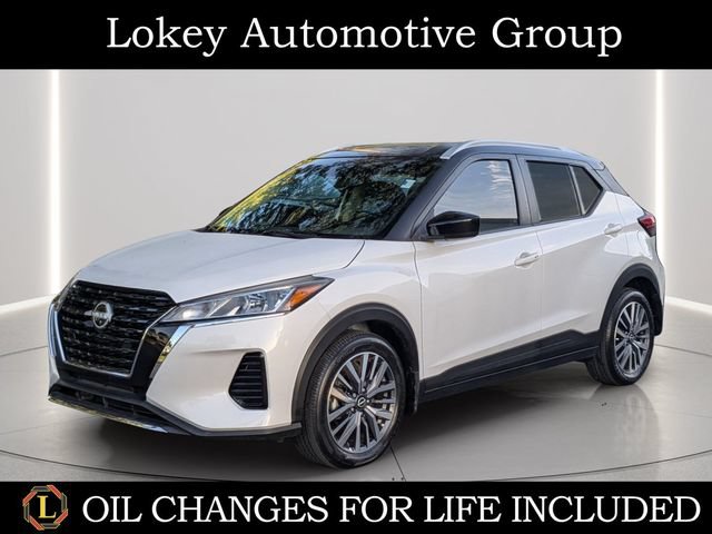 Certified 2023 Nissan Kicks SV FWD image 1