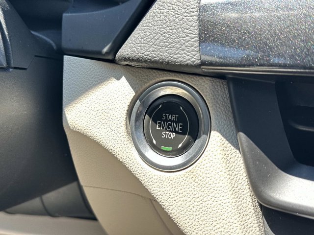 Certified 2023 Cadillac CT4 Premium Luxury AWD/4WD image 29