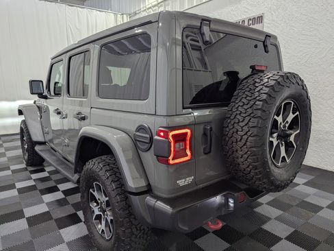 Used 2021 Jeep Wrangler Unlimited Rubicon AWD/4WD image 10