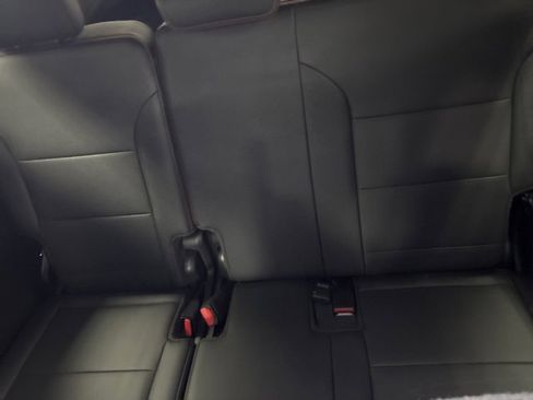 Used 2024 Chevrolet Traverse RS image 15