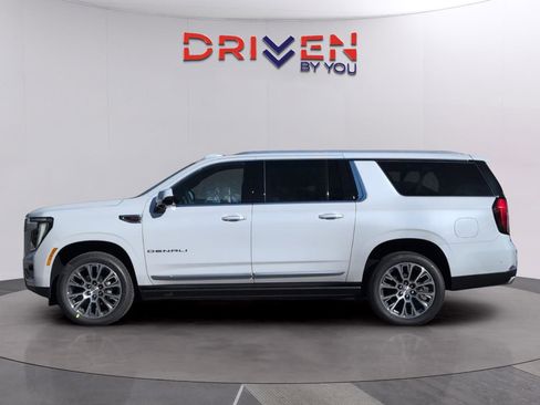 New 2026 GMC Yukon XL Denali w/ Sun & Power Step Package image 2