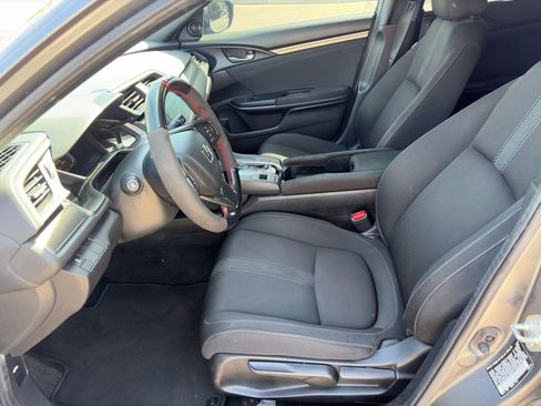 Used 2017 Honda Civic EX image 8