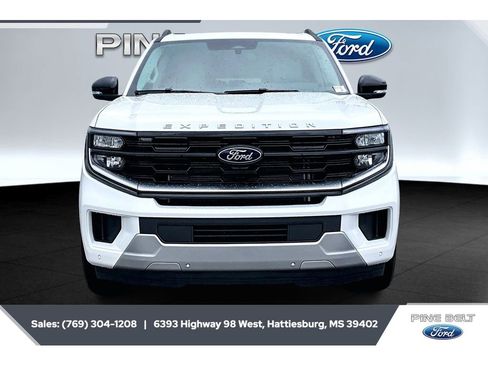 New 2026 Ford Expedition Max Platinum w/ Platinum Ultimate Package AWD/4WD image 3