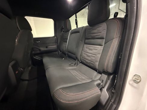 Used 2023 Nissan Frontier PRO-4X w/ Tow Package AWD/4WD image 21