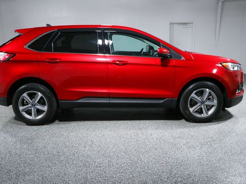 Used 2021 Ford Edge SEL w/ Convenience Package FWD image 6