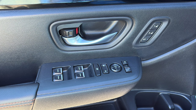 Used 2025 Honda Pilot TrailSport image 10