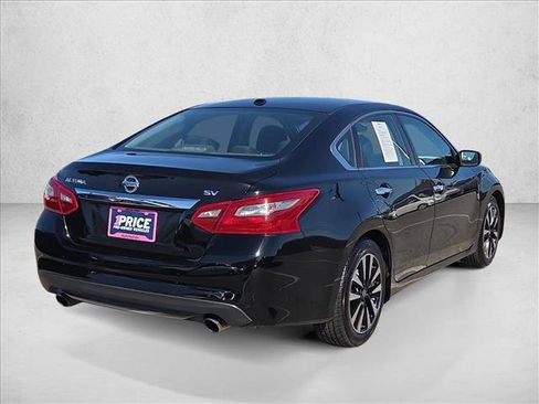 Used 2018 Nissan Altima 2.5 SV FWD image 5