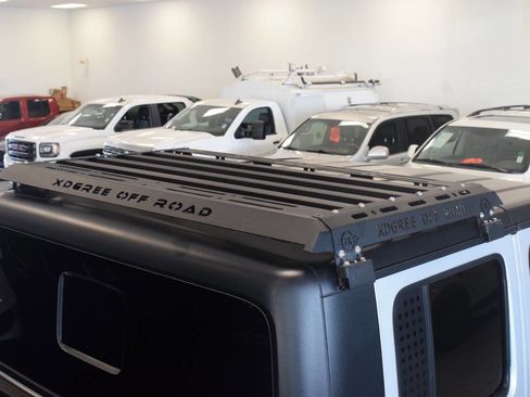 Used 2022 Jeep Gladiator Sport AWD/4WD image 40