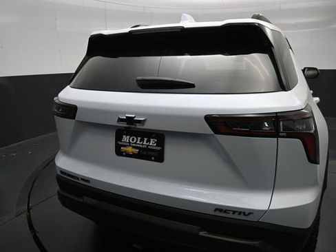 New 2026 Chevrolet Equinox ACTIV AWD/4WD image 9