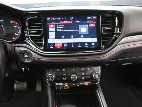 Used 2024 Dodge Durango GT image 11