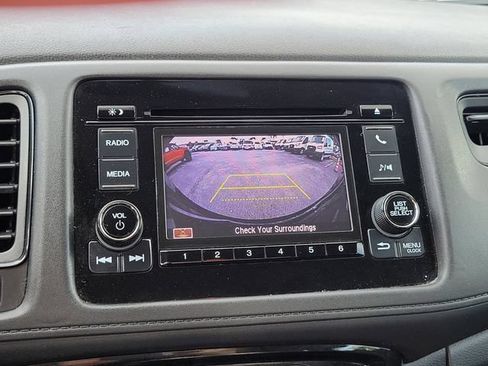 Used 2022 Honda HR-V LX image 29