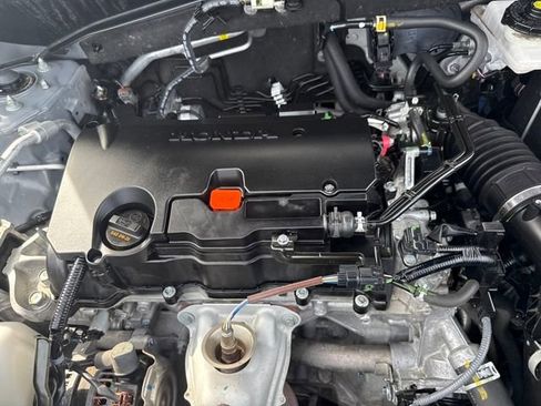 Certified 2024 Honda HR-V Sport image 43