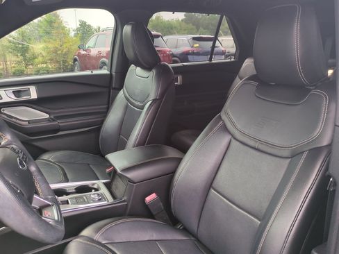 Used 2020 Ford Explorer ST w/ ST Street Pack AWD/4WD image 16