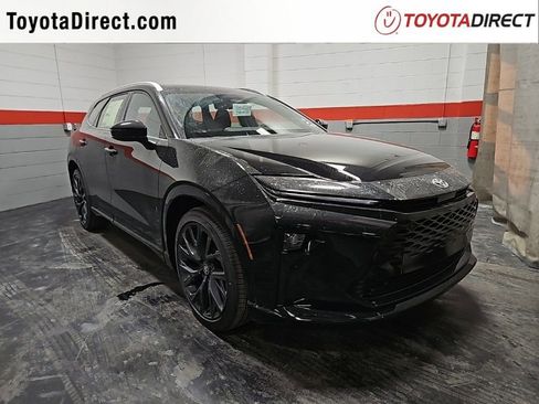 New 2025 Toyota Crown Signia image 1