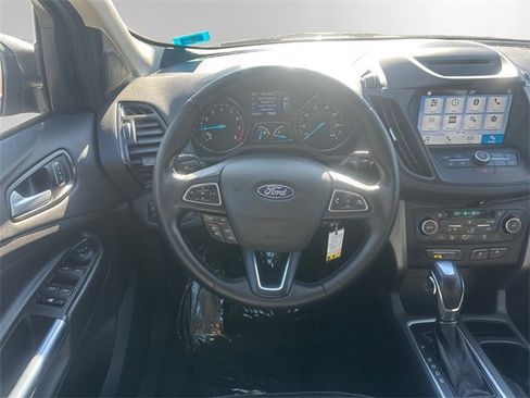 Used 2018 Ford Escape SEL image 12
