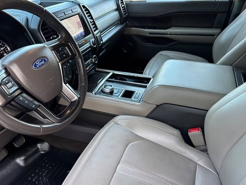 Used 2021 Ford Expedition Limited image 9