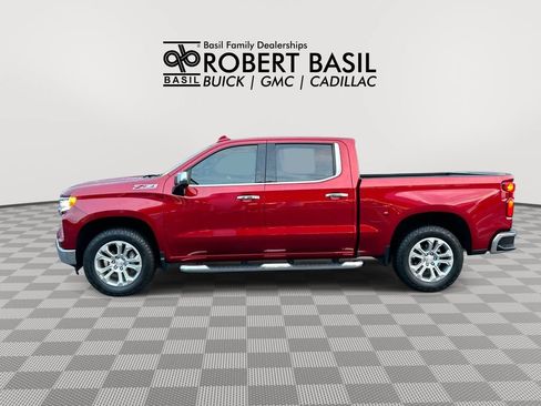 Used 2023 Chevrolet Silverado 1500 LTZ AWD/4WD image 5