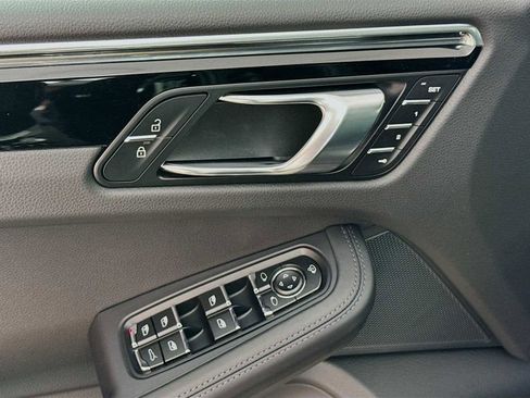 New 2025 Porsche Macan image 14
