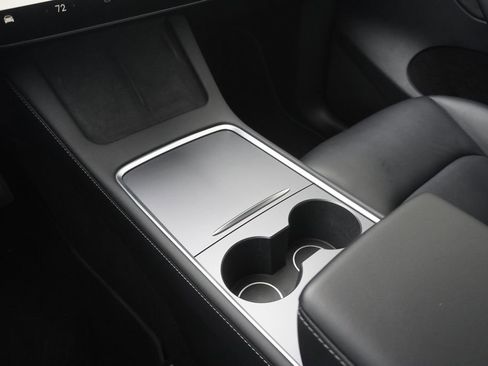 Used 2023 Tesla Model Y Long Range image 13