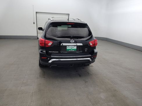 Used 2017 Nissan Pathfinder SL w/ SL Premium Package AWD/4WD image 6