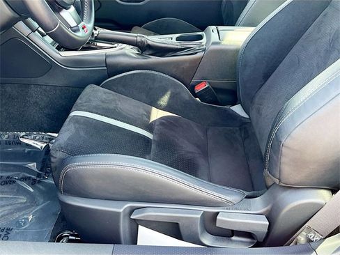 Used 2024 Toyota GR86 Premium image 17