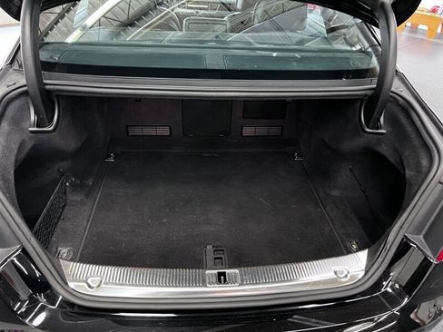 Used 2014 Audi S8 image 47