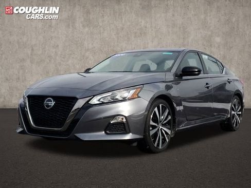 Used 2020 Nissan Altima 2.0 SR image 3